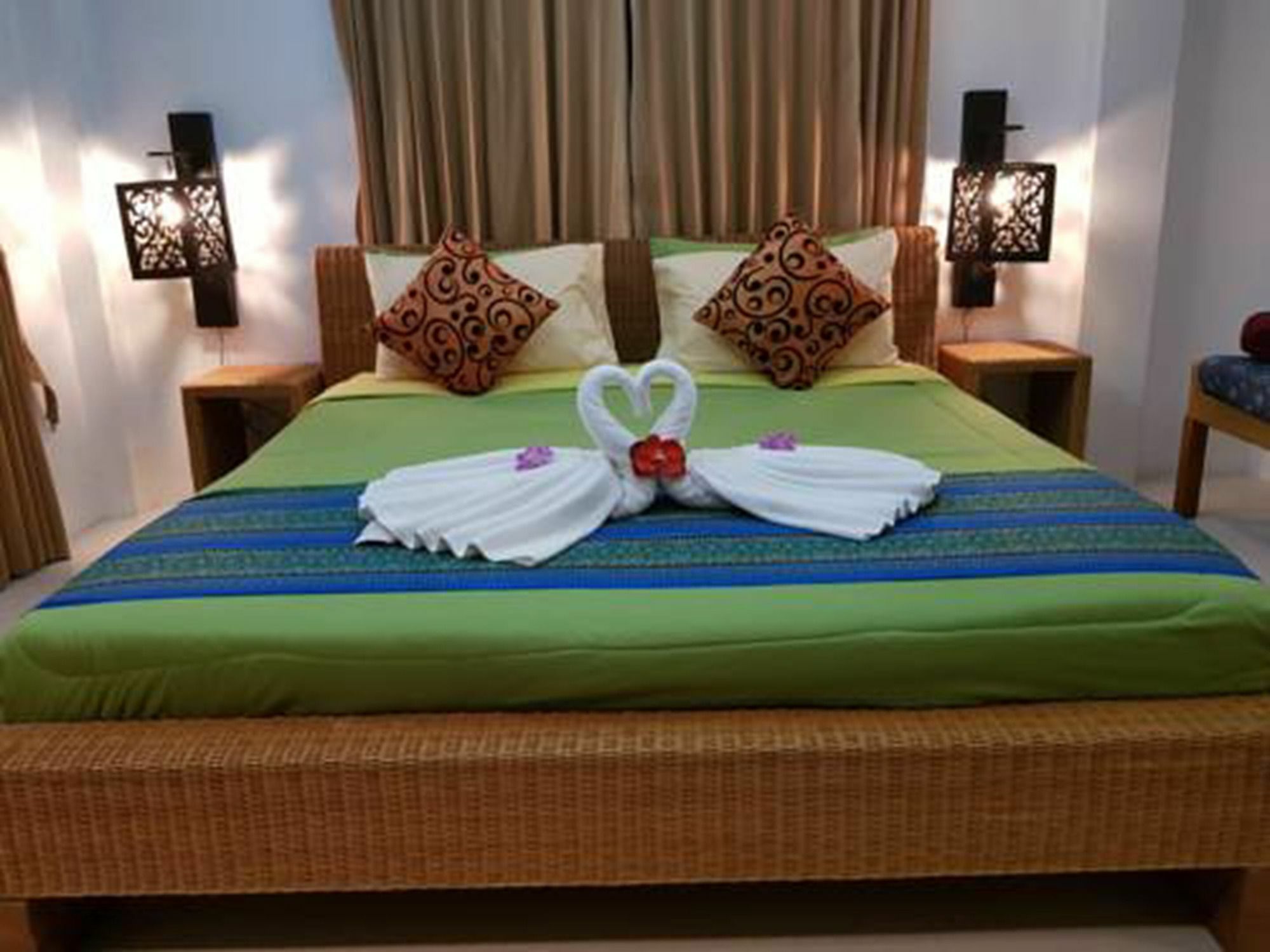 Rockwell Boutique Suites Hua Thanon  Exterior foto